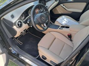 Mercedes-Benz GLA - 2016