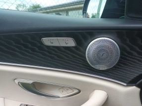 Mercedes-Benz E - 2020