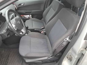 Opel Astra - 2010
