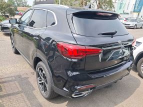 MG HS - 2025