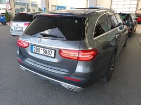 Mercedes-Benz E - 2019