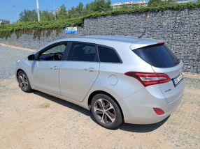 Hyundai i30 - 2016