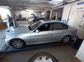 BMW 3 - 2011