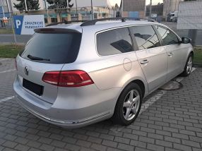 Volkswagen Passat - 2012
