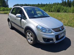 Suzuki SX4 - 2013