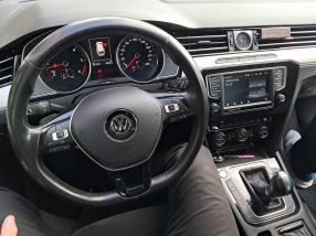 Volkswagen Passat - 2016