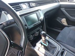 Volkswagen Passat - 2016