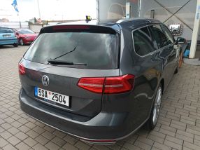 Volkswagen Passat - 2016
