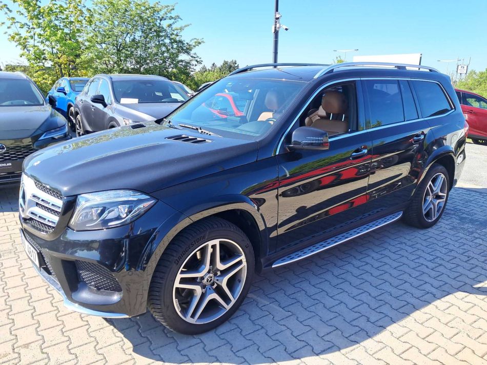 Mercedes-Benz GLS - 2017