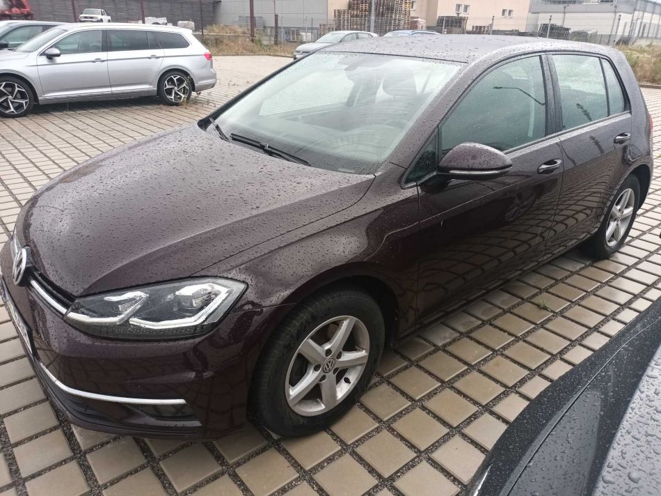 Volkswagen Golf - 2017