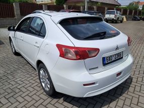Mitsubishi Lancer - 2017