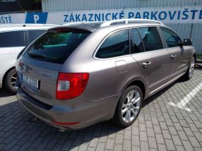 Skoda Superb - 2011