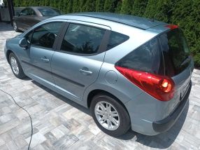 Peugeot 207 - 2011