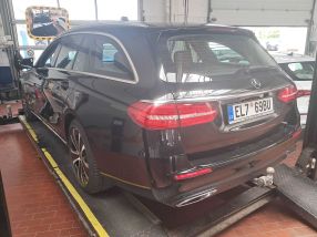 Mercedes-Benz E - 2019