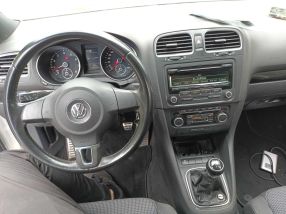 Volkswagen Golf - 2012