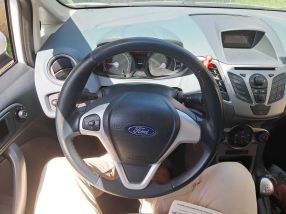 Ford Fiesta - 2011