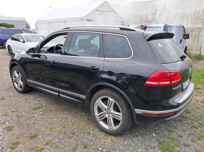 Volkswagen Touareg - 2015