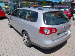 Volkswagen Passat - 2010