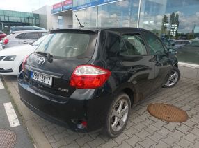 Toyota Auris - 2011