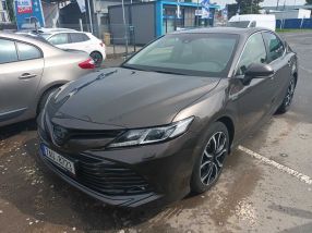 Toyota Camry - 2019