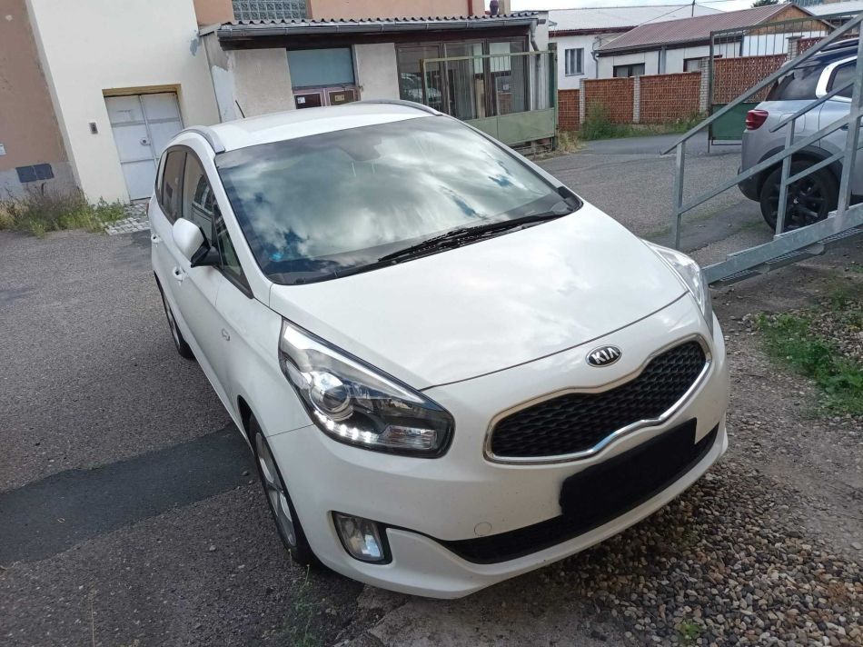 Kia Carens - 2016
