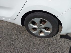 Kia Carens - 2016