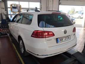 Volkswagen Passat - 2014