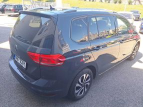 Volkswagen Touran - 2021