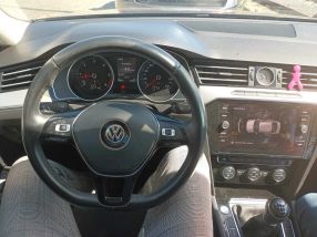 Volkswagen Passat - 2017