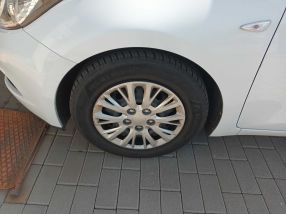 Kia Ceed - 2015