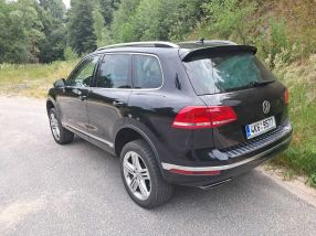 Volkswagen Touareg - 2015