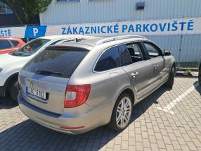 Skoda Superb - 2011