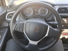 Suzuki SX4 S-Cross - 2020