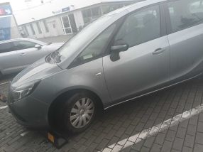 Opel Zafira - 2015