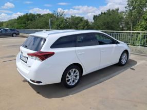 Toyota Auris - 2015