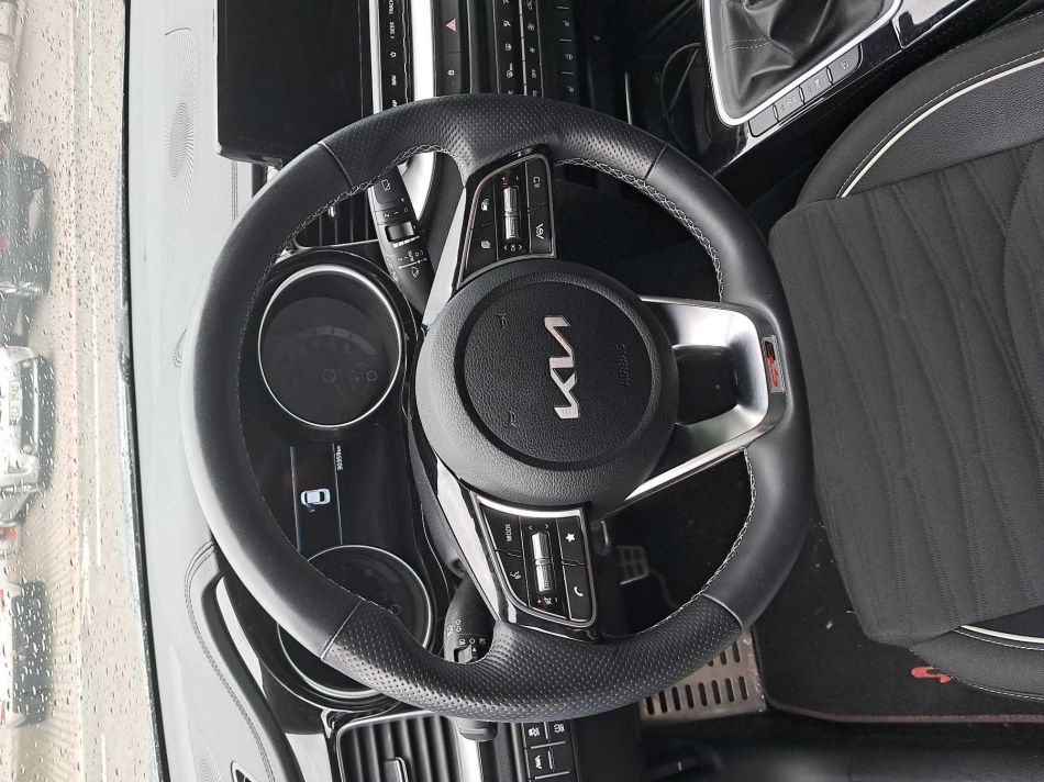 Kia ProCeed - 2023