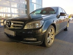 Mercedes-Benz C - 2010