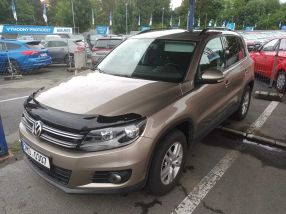 Volkswagen Tiguan - 2011
