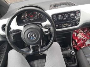 Volkswagen Up! - 2015