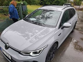 Volkswagen Golf - 2022