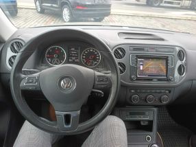 Volkswagen Tiguan - 2015
