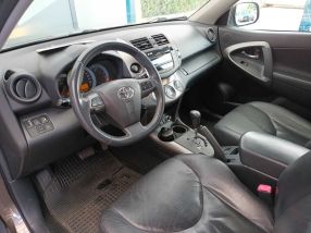 Toyota RAV 4 - 2011