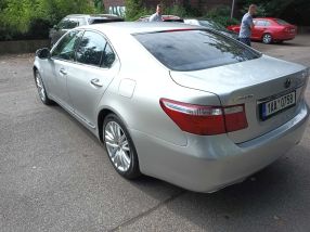 Lexus LS - 2007