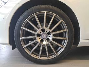 Mercedes-Benz E - 2016