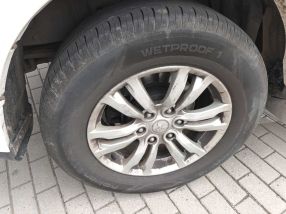 Mitsubishi Pajero - 2016