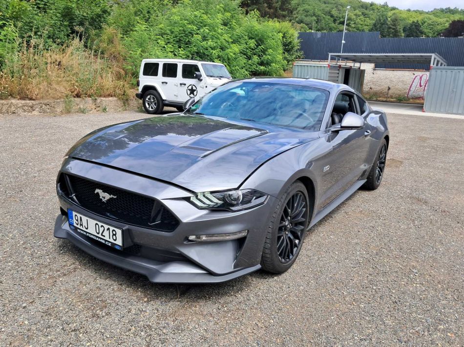 Ford Mustang - 2022