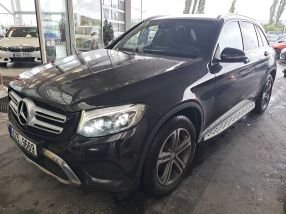 Mercedes-Benz GLC - 2016