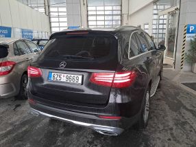 Mercedes-Benz GLC - 2016