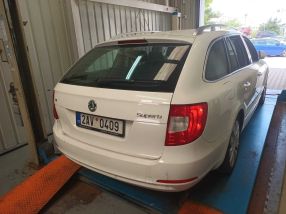 Skoda Superb - 2012