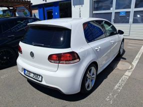 Volkswagen Golf - 2011